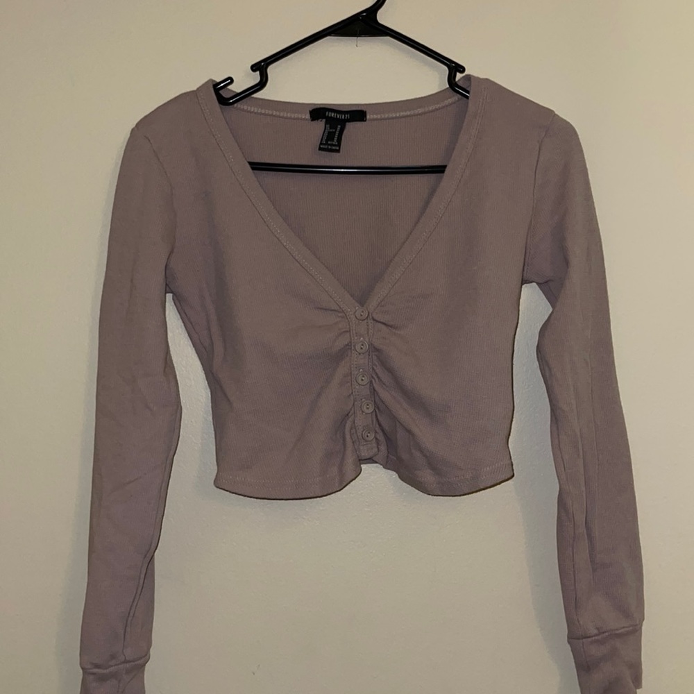Medium tan waffle long sleeve. Size medium. Forever 21. Fits like a small